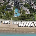 Acanthus Cennet Barut Collection Station touristique Sidé