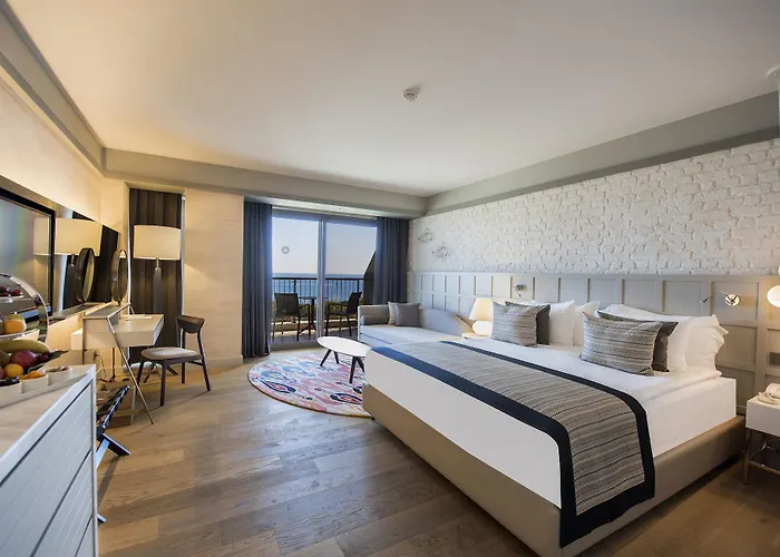 Курортный комплекс Acanthus Cennet Barut Collection