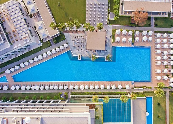 Курортный комплекс Acanthus Cennet Barut Collection Сиде