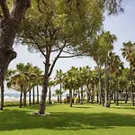 منتجع Acanthus Cennet Barut Collection 5*