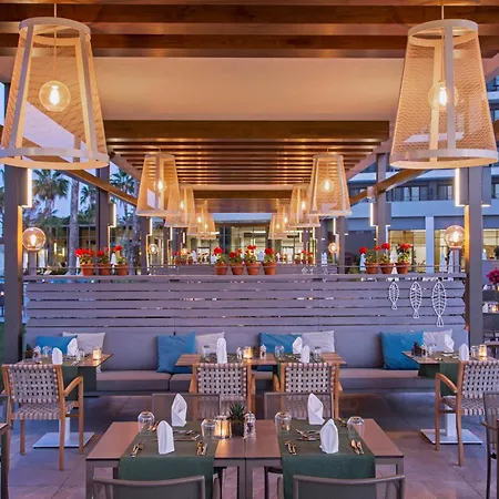 Üdülőközpont Acanthus Cennet Barut Collection