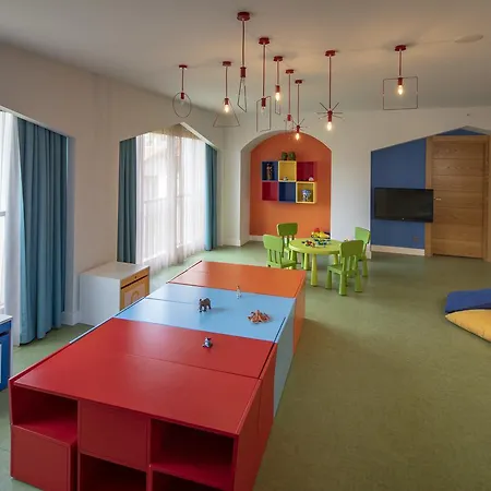 Θέρετρο Acanthus Cennet Barut Collection