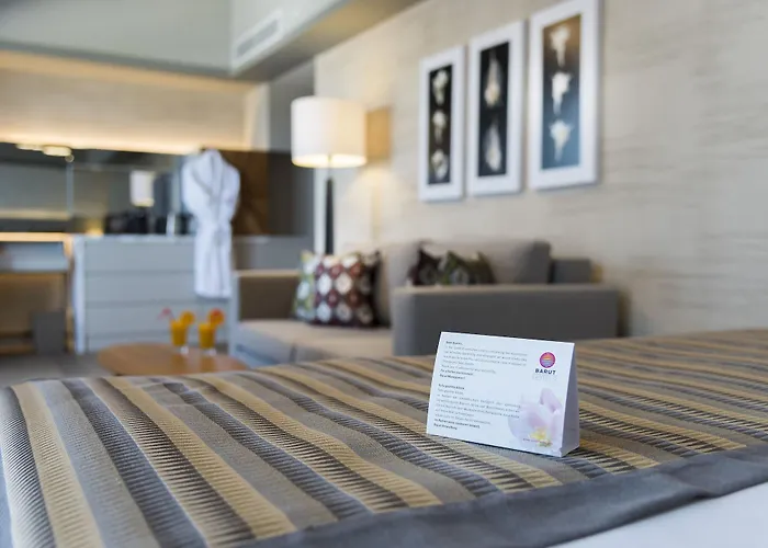 منتجع Acanthus Cennet Barut Collection 5*