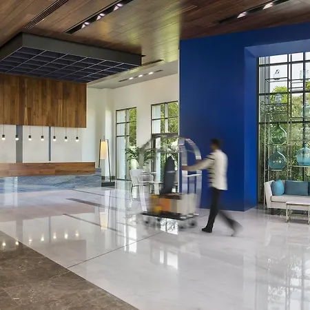 Acanthus Cennet Barut Collection