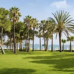 Resort Acanthus Cennet Barut Collection Side