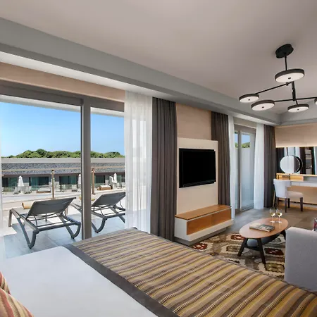 Feriested Acanthus Cennet Barut Collection Side