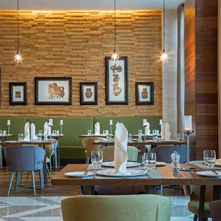 Acanthus Cennet Barut Collection