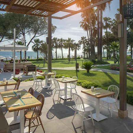 Курортный комплекс Acanthus Cennet Barut Collection Сиде